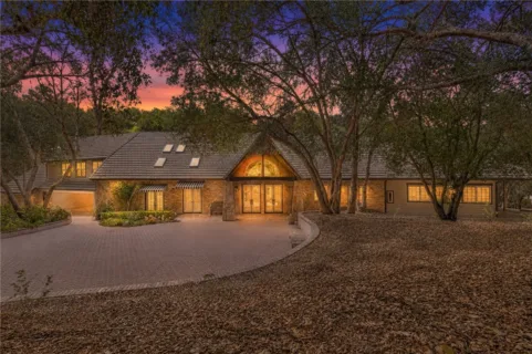 45455 Lorenz Lane listing photo