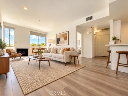 19350 Sherman #112 listing photo