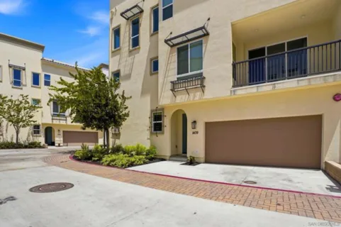 1439 El Nido Drive listing photo