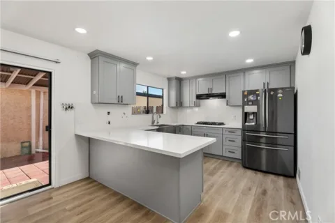 8574 Chapman #A listing photo