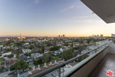 10660 Wilshire Boulevard #1207 listing photo