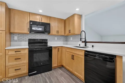 648 Coronado listing photo