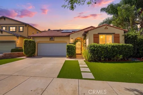 25241 Pacific Crest photo 1