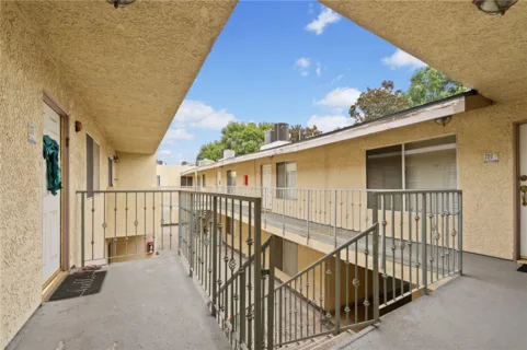 7035 Woodley #205 listing photo