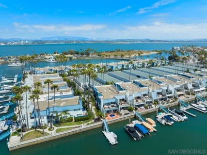 65 Antigua Court listing photo