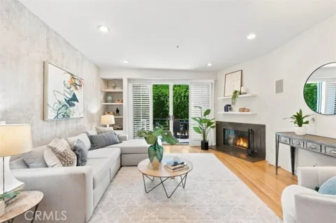 943 14th Street #101 listing photo