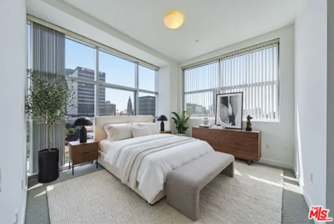3223 W 6th Street #605 listing photo