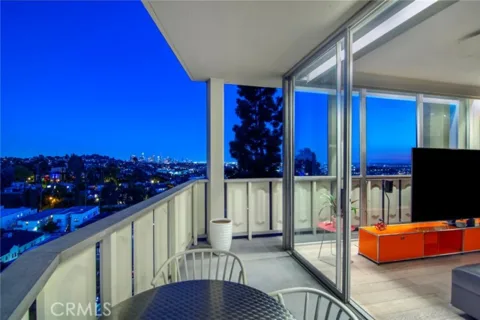 4411 Los Feliz Boulevard #1007 listing photo
