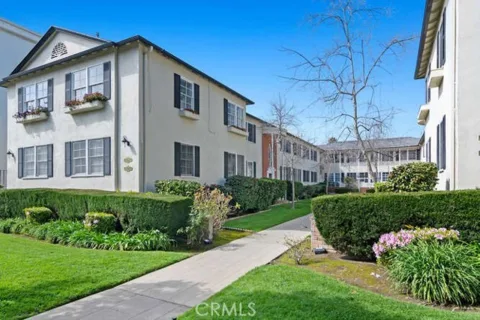 515 San Vicente #D listing photo