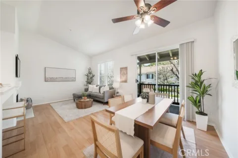 201 California Court listing photo