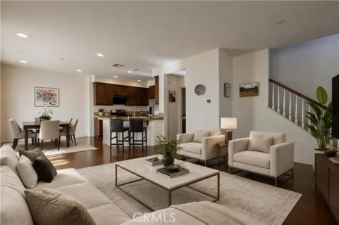 1333 Abelia listing photo