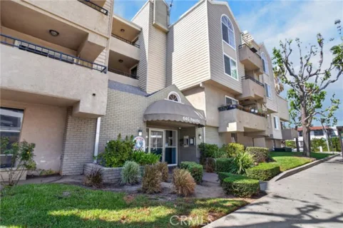 645 Pacific Avenue #403 listing photo