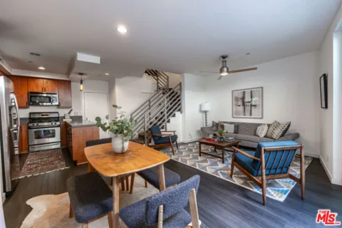 10735 Bloomfield Street #5 listing photo