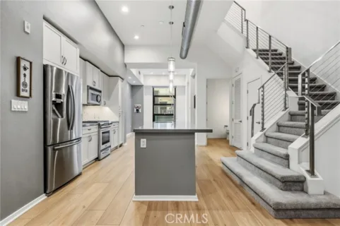 133 N The Promenade #118 listing photo