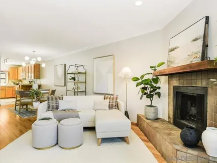 917 Torrance #19 listing photo