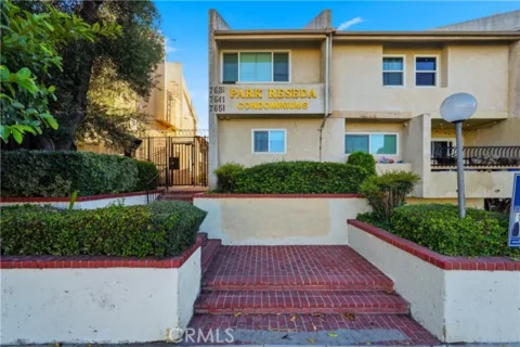 7651 Reseda listing photo