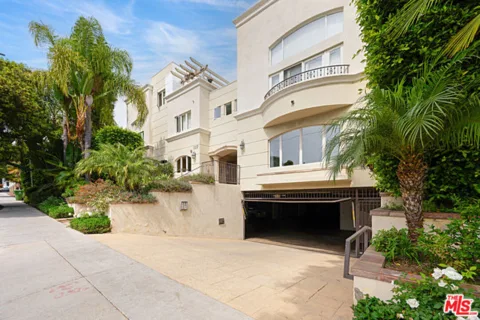 1217 Yale Street #103 listing photo