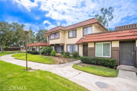 1419 N Greenhaven listing photo