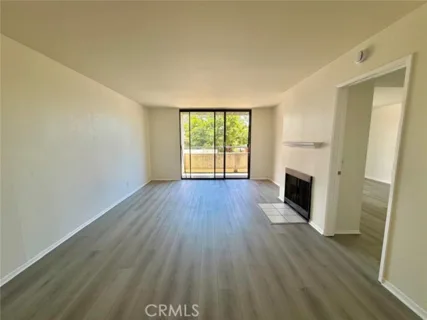 1237 E 6th Street #110 listing photo