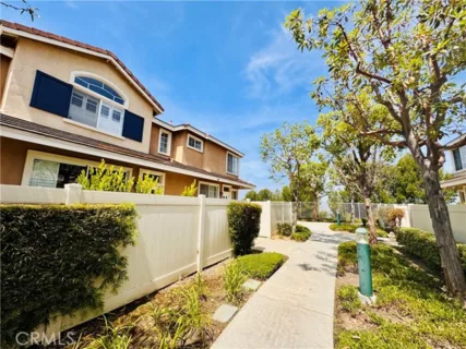 8313 E Arrowhead Way listing photo