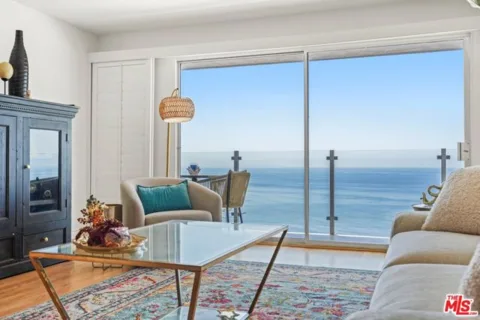 18203 Coastline Drive #4 listing photo