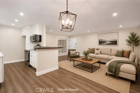 5320 Zelzah Avenue #201 listing photo