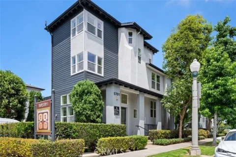 5701 Kiyot Way #13 listing photo