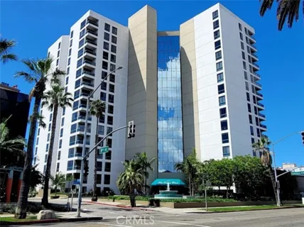 1310 E Ocean #905 listing photo