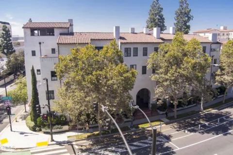 700 E Union Street #207 listing photo