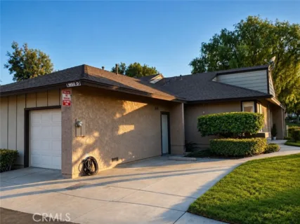 1650 Apricot #D listing photo