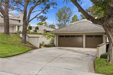 16 Lucerne listing photo
