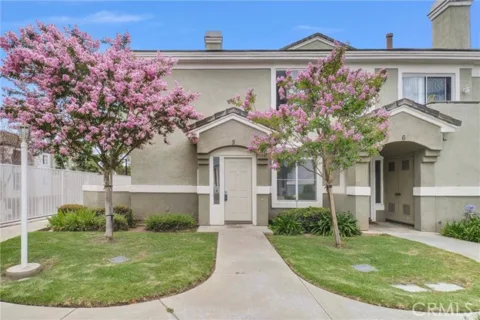 678 Azure Lane #5 listing photo