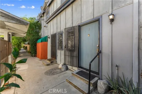 9346 Van Nuys #1 listing photo