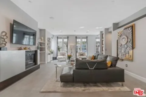 1250 N Harper Avenue #302 listing photo