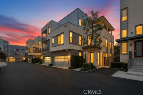 141 Tribeca listing photo