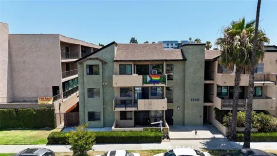 1140 Pacific #19 listing photo