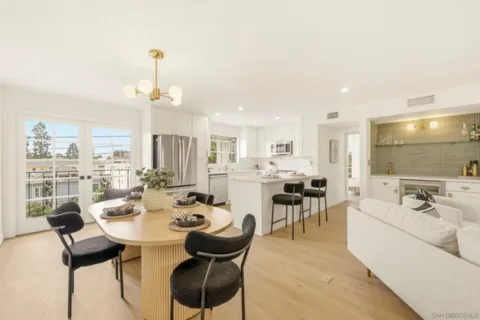 1263 Robinson #13 listing photo
