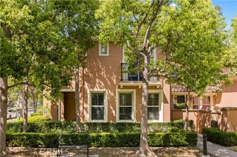111 Chantilly listing photo
