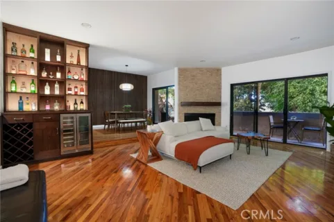 2307 Fox Hills #105 listing photo