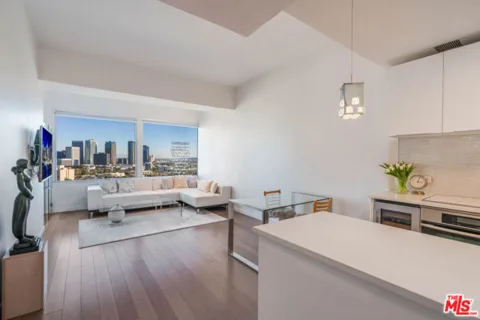 10501 Wilshire Boulevard #1904 listing photo