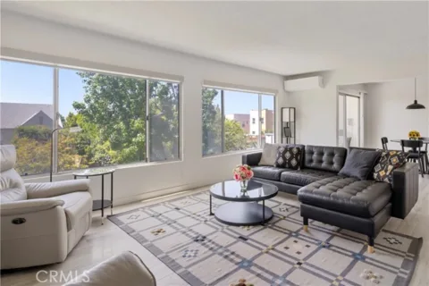 4343 Finley Avenue #27 listing photo