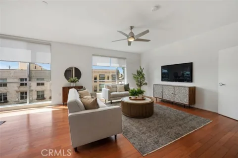 285 W 6th Street #326 listing photo