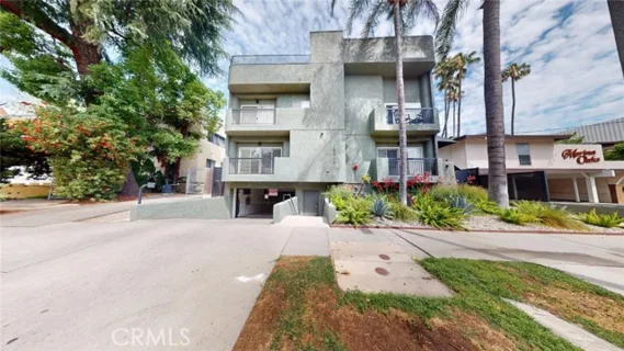 14919 Dickens Street #105 listing photo
