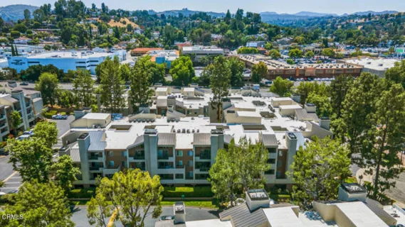 5500 Owensmouth Avenue #104 listing photo