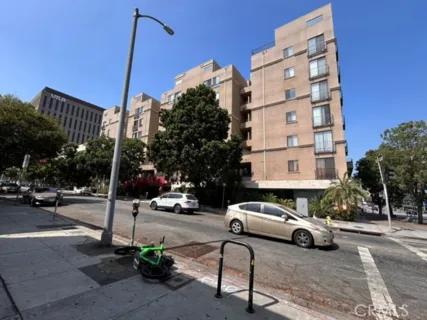 625 S Berendo #601 listing photo