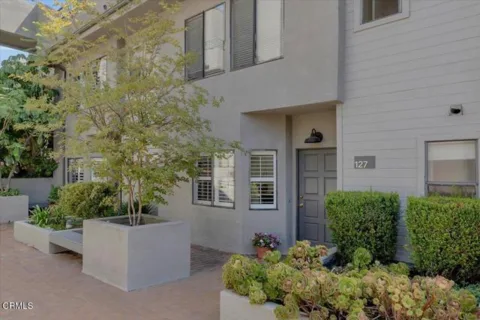 1310 E Orange Grove Boulevard #127 listing photo