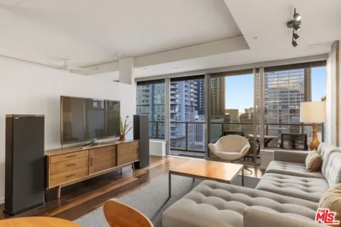 1155 S Grand Avenue #808 listing photo