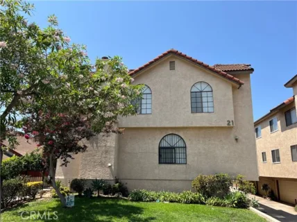 21 N 4th #D listing photo