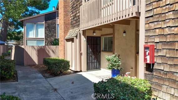 1098 Cabrillo Park #B listing photo