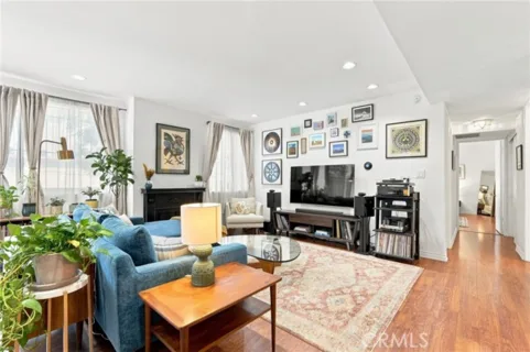 3315 Griffith Park Boulevard #109 listing photo